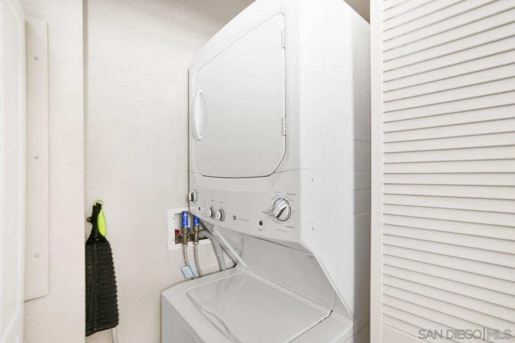 MLS #250022993SD image #17