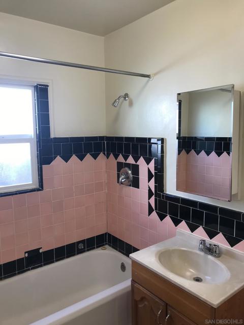 MLS #250023023SD image #13