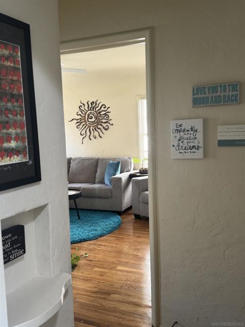 MLS #250023023SD image #31