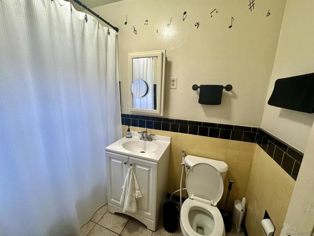 MLS #250023023SD image #34