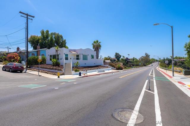 MLS #250024308SD image #3