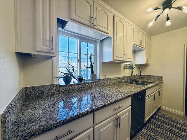 MLS #250024610SD image #6