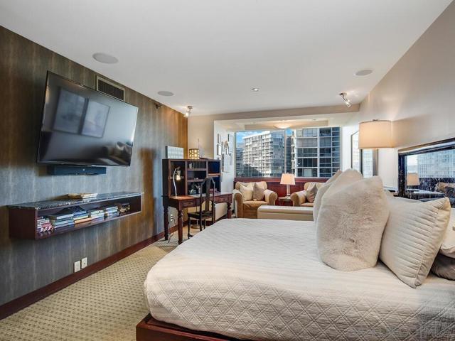 MLS #250024912SD image #30