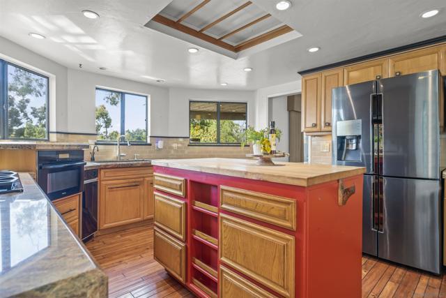 MLS #250025155SD image #15