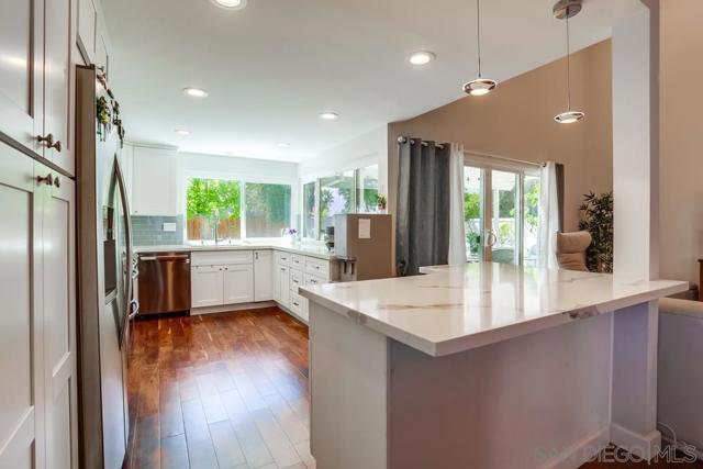 MLS #250025290SD image #11