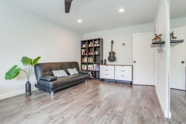 MLS #250025290SD image #27