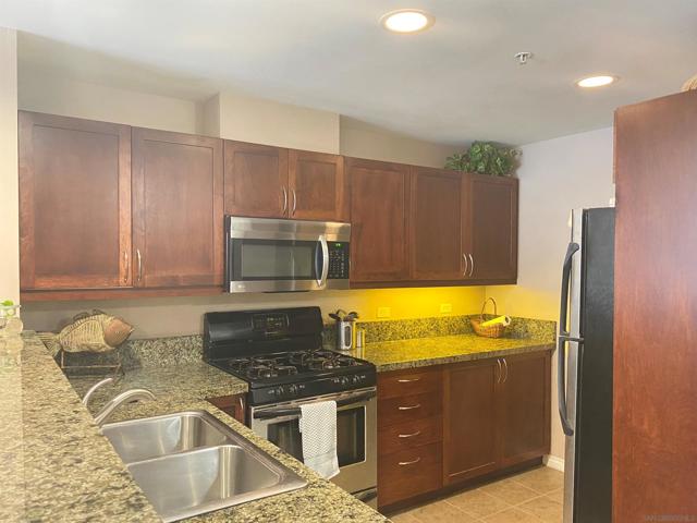 MLS #250025766SD image #9
