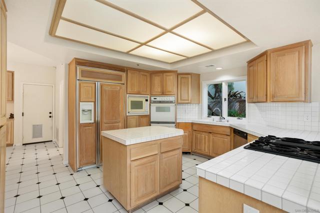 MLS #250025835SD image #8