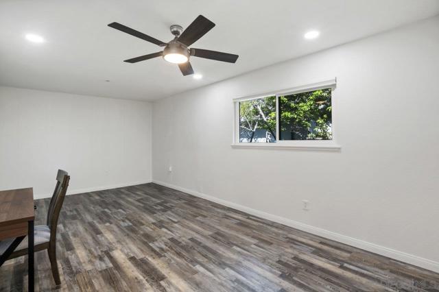 MLS #250026192SD image #34
