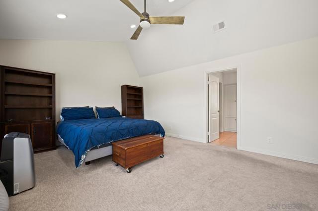 MLS #250026381SD image #37