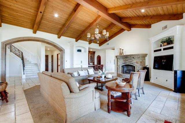 MLS #250027229SD image #12