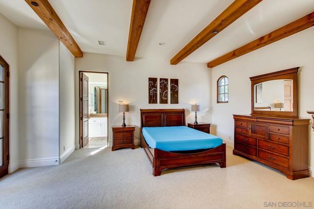 MLS #250027229SD image #22