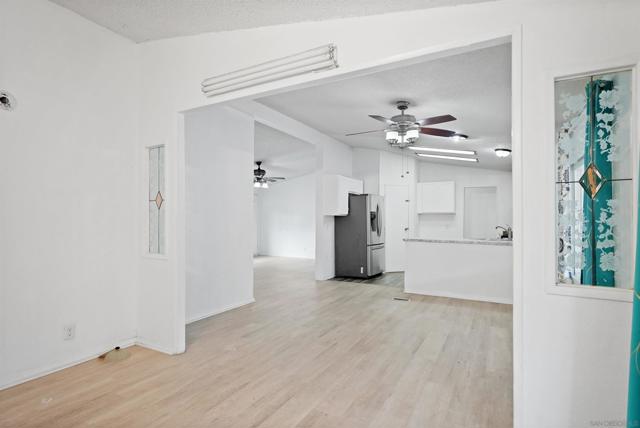MLS #250027304SD image #12