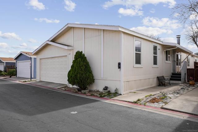 MLS #250027304SD image #32