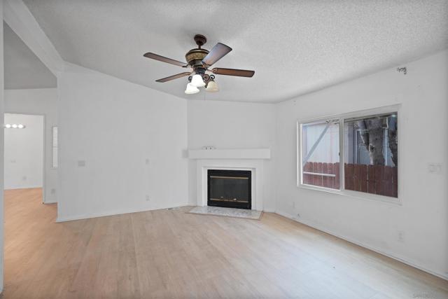 MLS #250027304SD image #4
