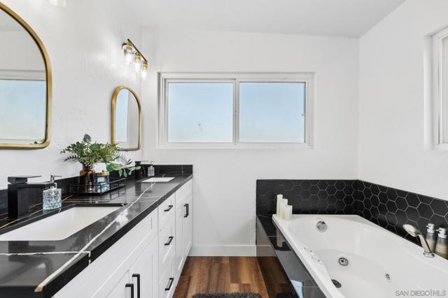MLS #250027714SD image #30