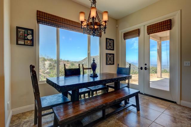MLS #250028551SD image #12