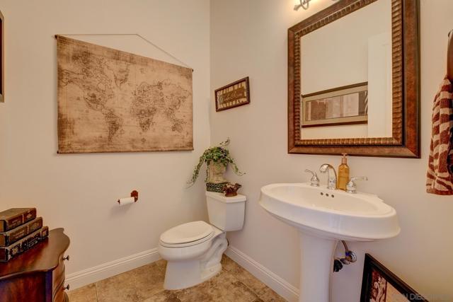 MLS #250028551SD image #17