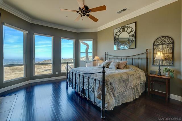 MLS #250028551SD image #19