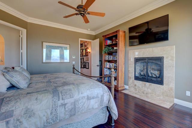 MLS #250028551SD image #21