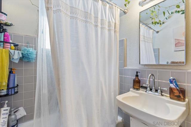 MLS #250028625SD image #9