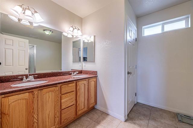 MLS #250028902SD image #9