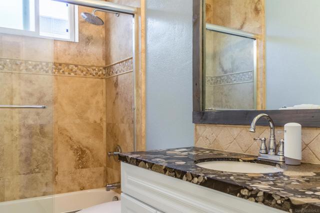 MLS #250029044SD image #17