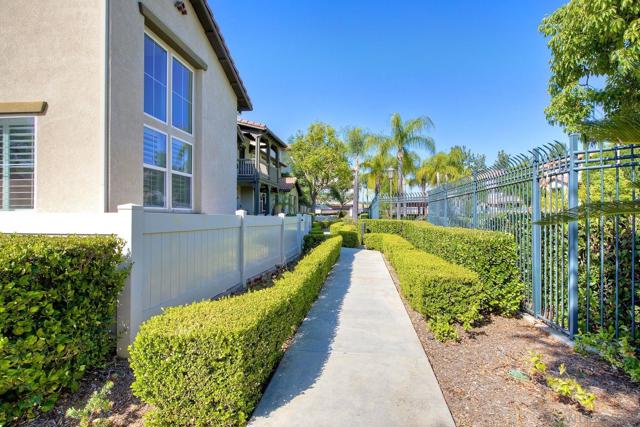 MLS #250029466SD image #2