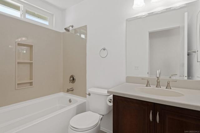 MLS #250029577SD image #17