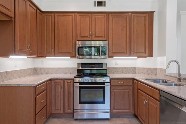 MLS #250029577SD image #8