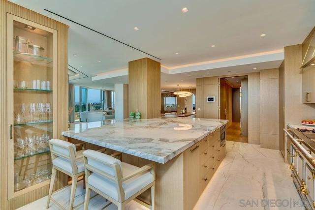 MLS #250029683SD image #10