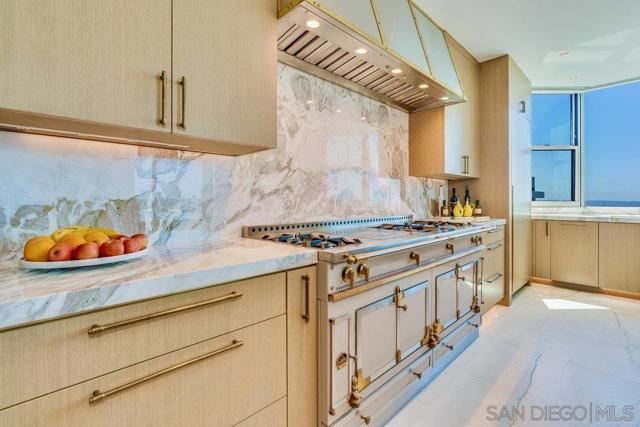 MLS #250029683SD image #9