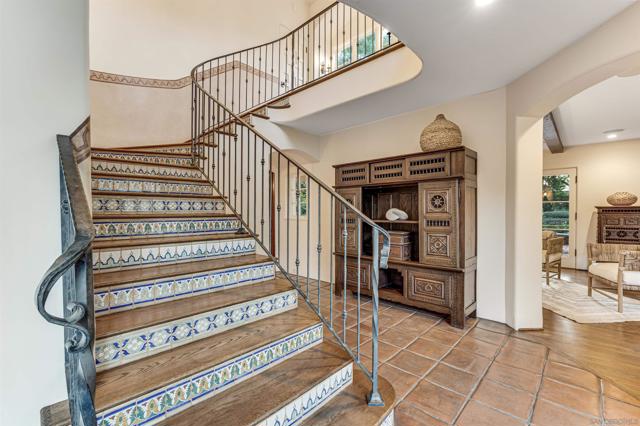 MLS #250030119SD image #48