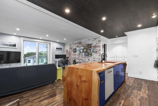 MLS #250030505SD image #22