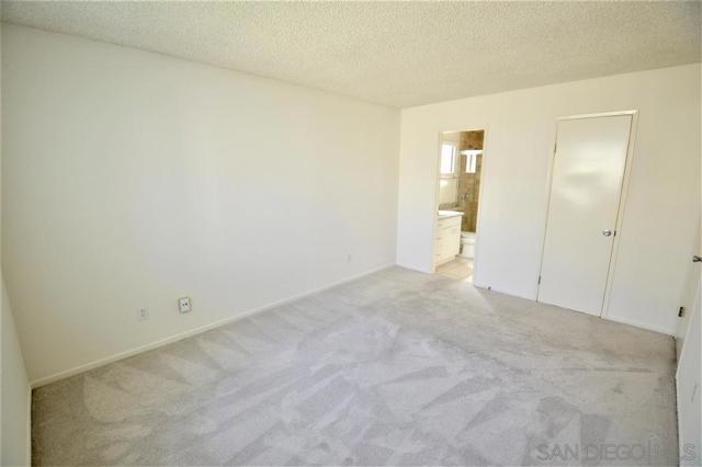 MLS #250030687SD image #16