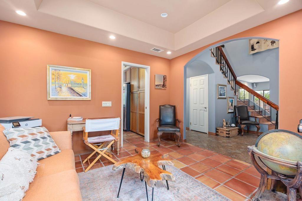 MLS #250030844SD image #11