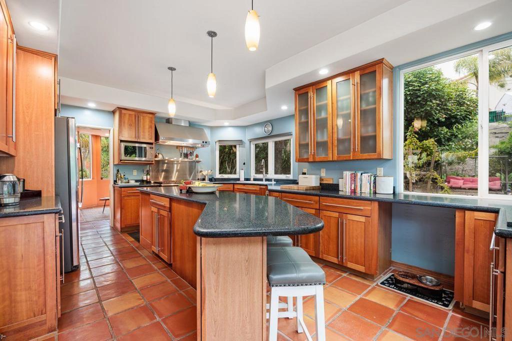 MLS #250030844SD image #14