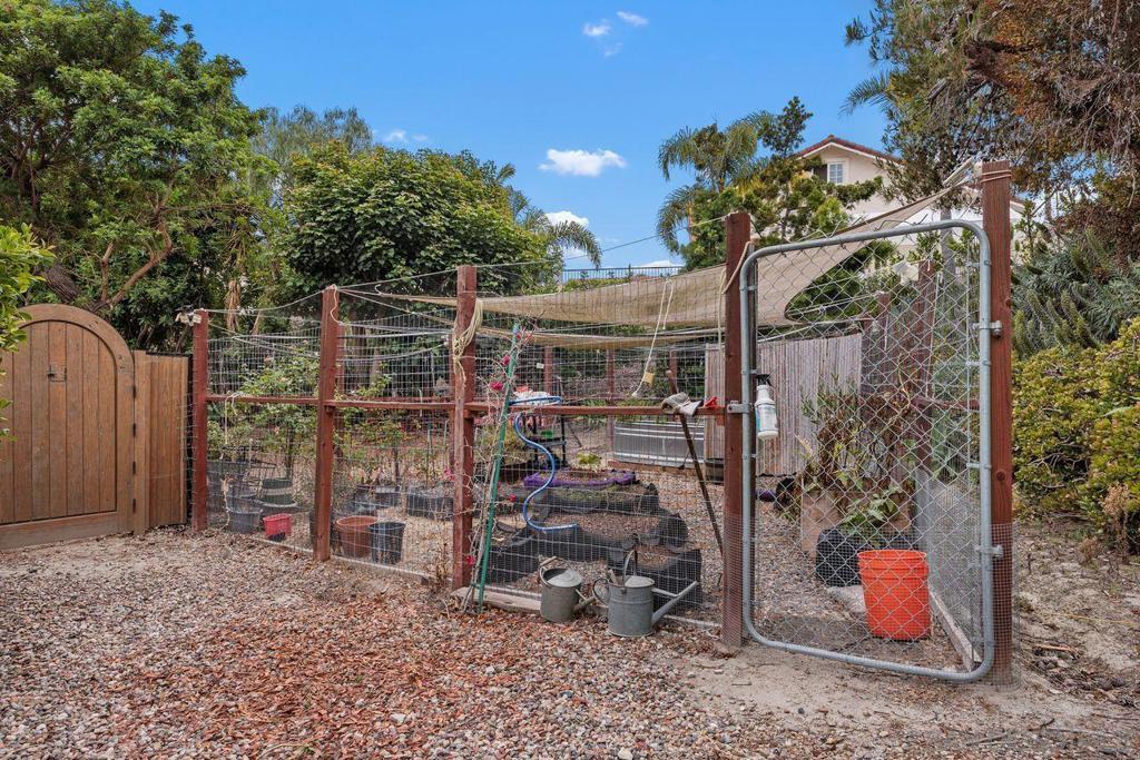 MLS #250030844SD image #26