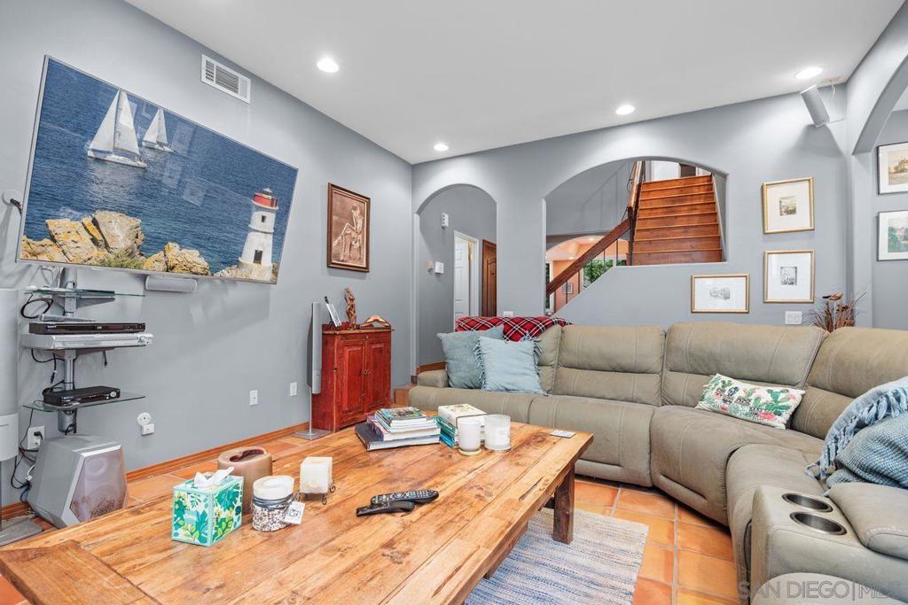 MLS #250030844SD image #33