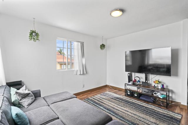 MLS #250031055SD image #21