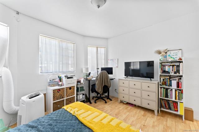 MLS #250031055SD image #43