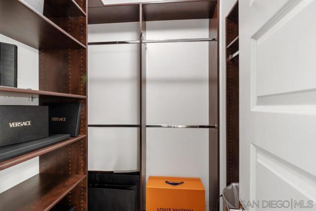 MLS #250031684SD image #32