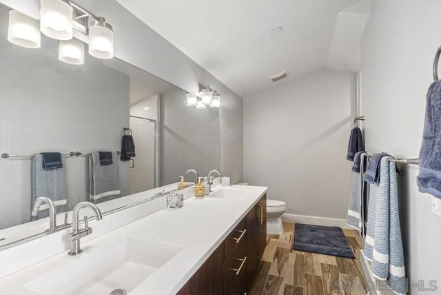 MLS #250031684SD image #33