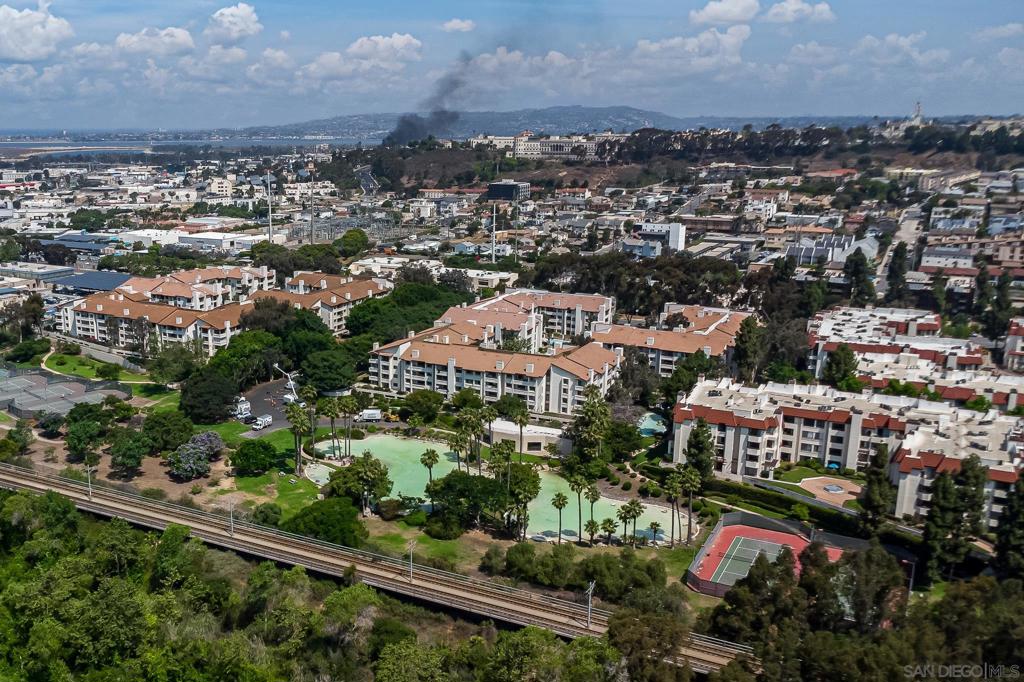 MLS #250031792SD image #23