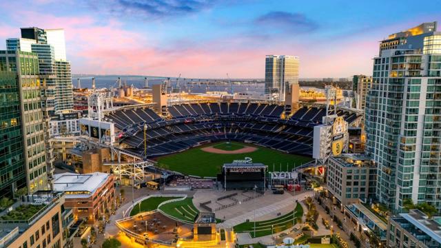 MLS #250031884SD image #2