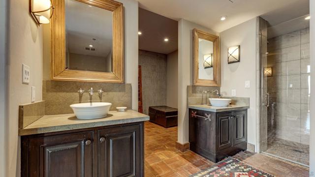 MLS #250031884SD image #40