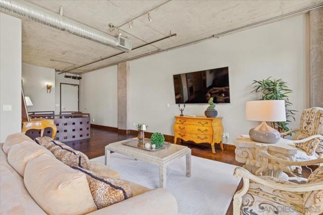 MLS #250031884SD image #41