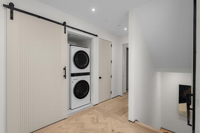 MLS #250032232SD image #21
