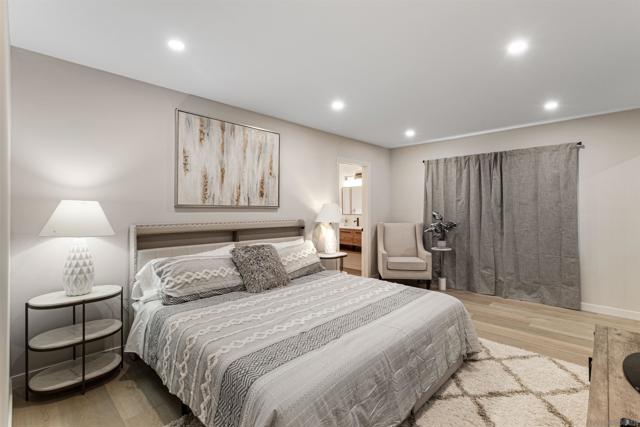 MLS #250032669SD image #12
