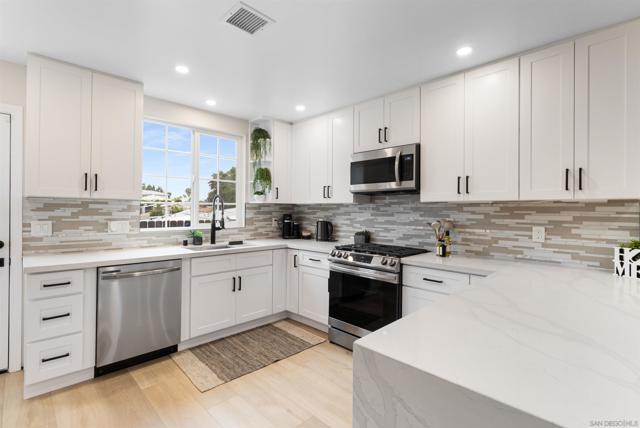 MLS #250032669SD image #25